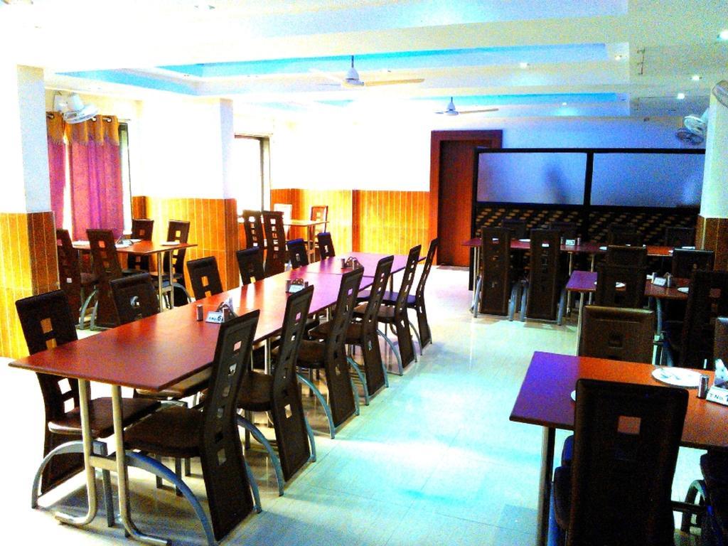 Hotel Sagar Castle Ratlām Exterior photo